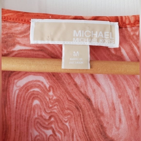 Michael Kors Marbled Twist Neck Shirt size M - Picture 4 of 5